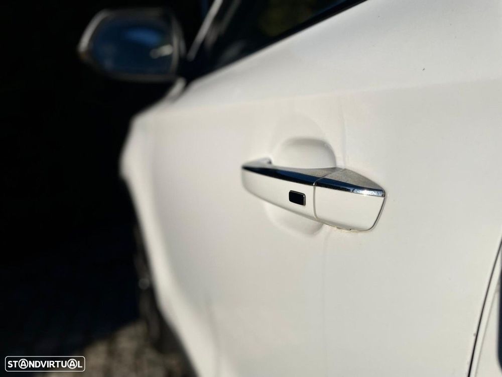 MG ZS EV 44.5 kWh Luxury - 13