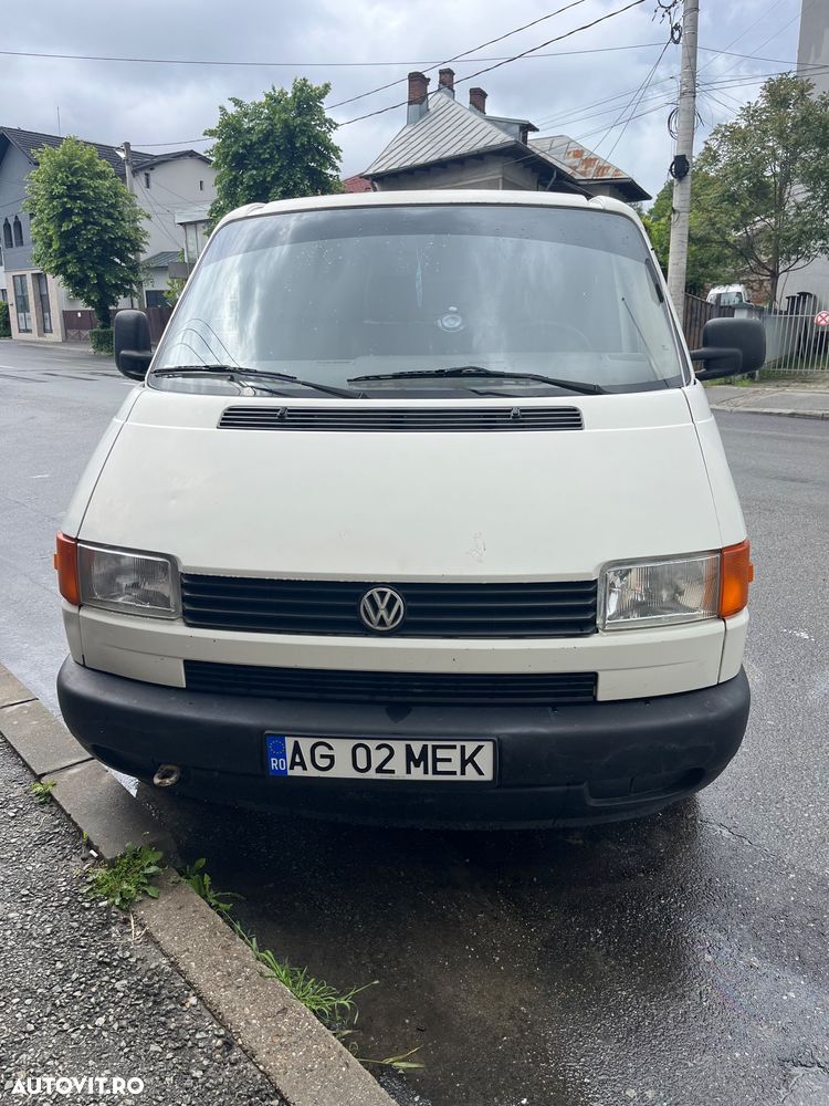 Volkswagen Transporter - 1