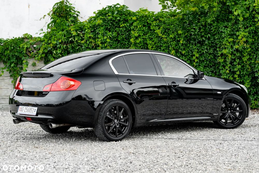 Infiniti G G37 S - 16