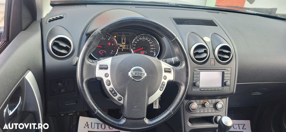 Nissan Qashqai 1.5 DCI TEKNA - 32