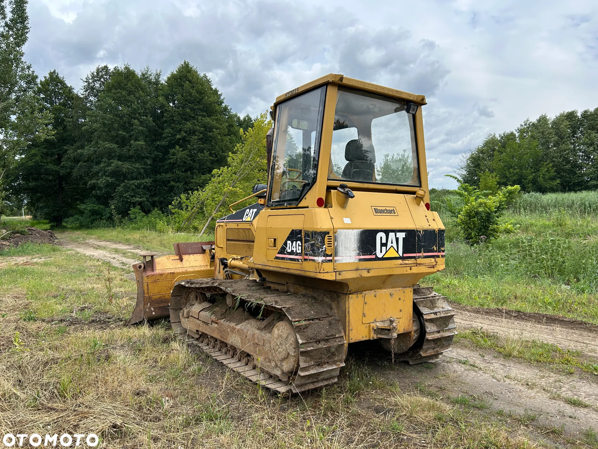 Caterpillar D4G XL - 6