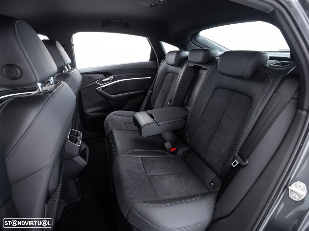 Audi e-tron Sportback 55 quattro S line - 11
