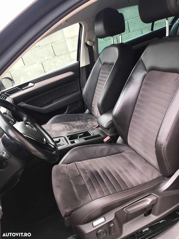 Volkswagen Passat 2.0 TDI Highline - 10