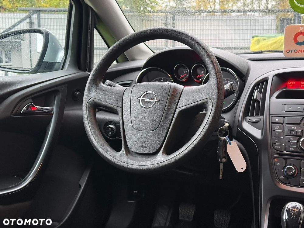 Opel Astra - 11