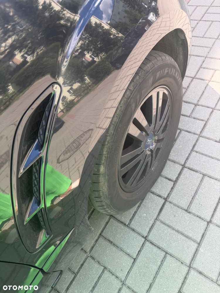 Ford S-Max 2.0 Titanium - 21