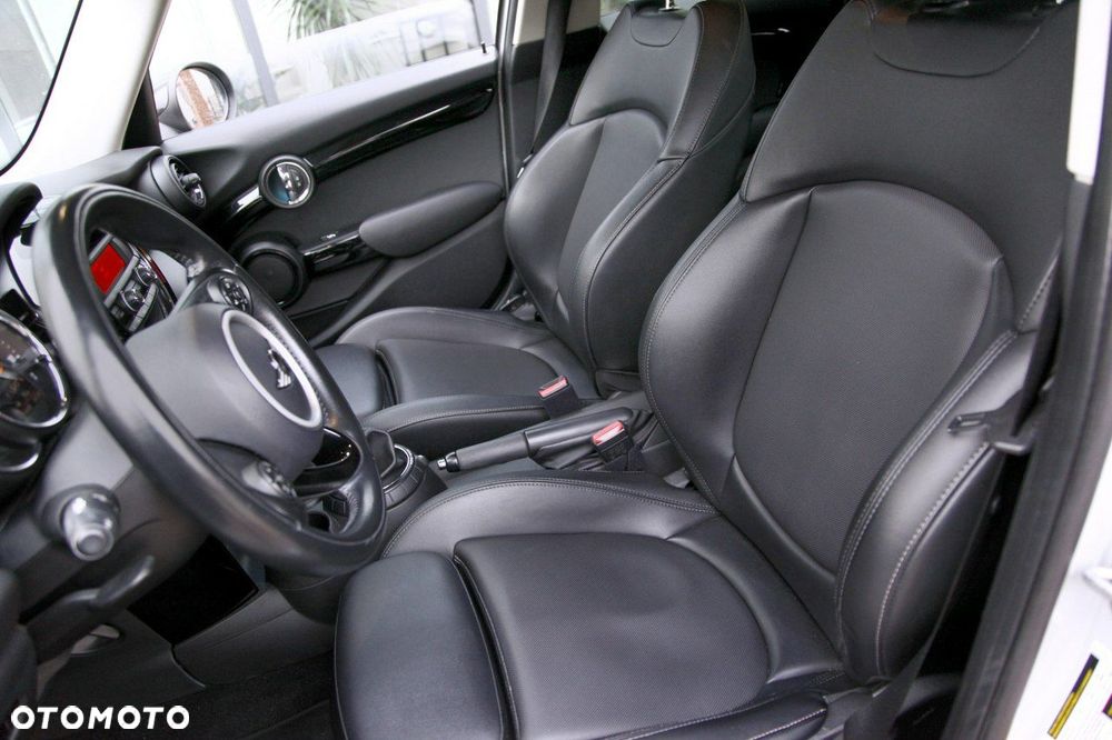 MINI Cooper S Sport-Aut - 17