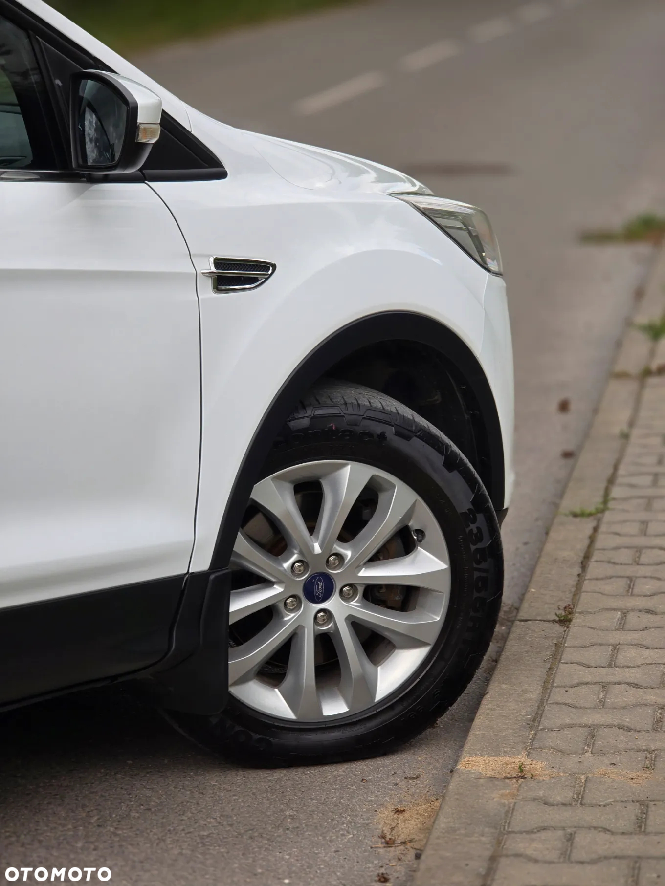 Ford Kuga 2.0 TDCi 4WD Titanium - 38