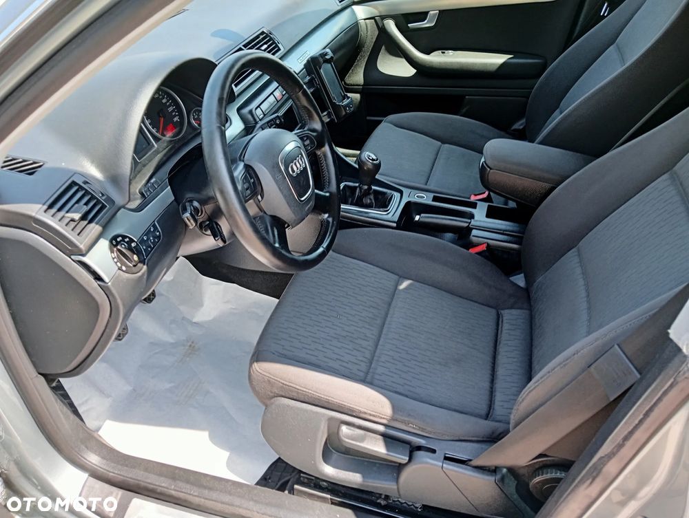 Audi A4 Limousine 1.9 TDI Quattro - 13