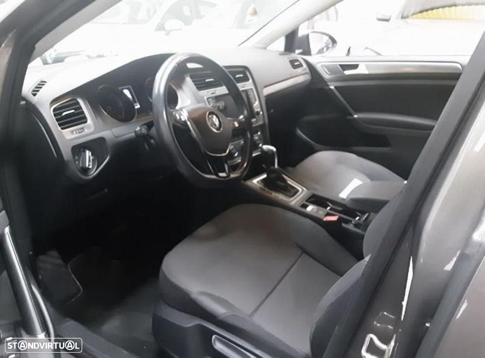 VW Golf Variant - 3