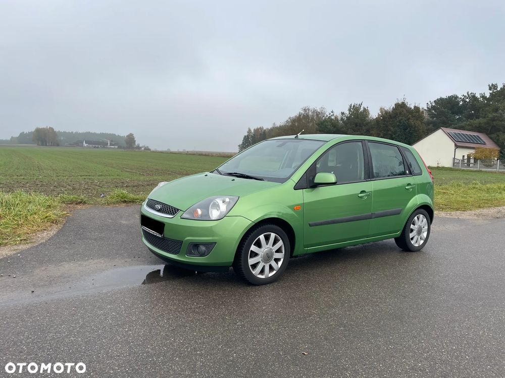 Ford Fiesta 1.4 Ambiente - 1