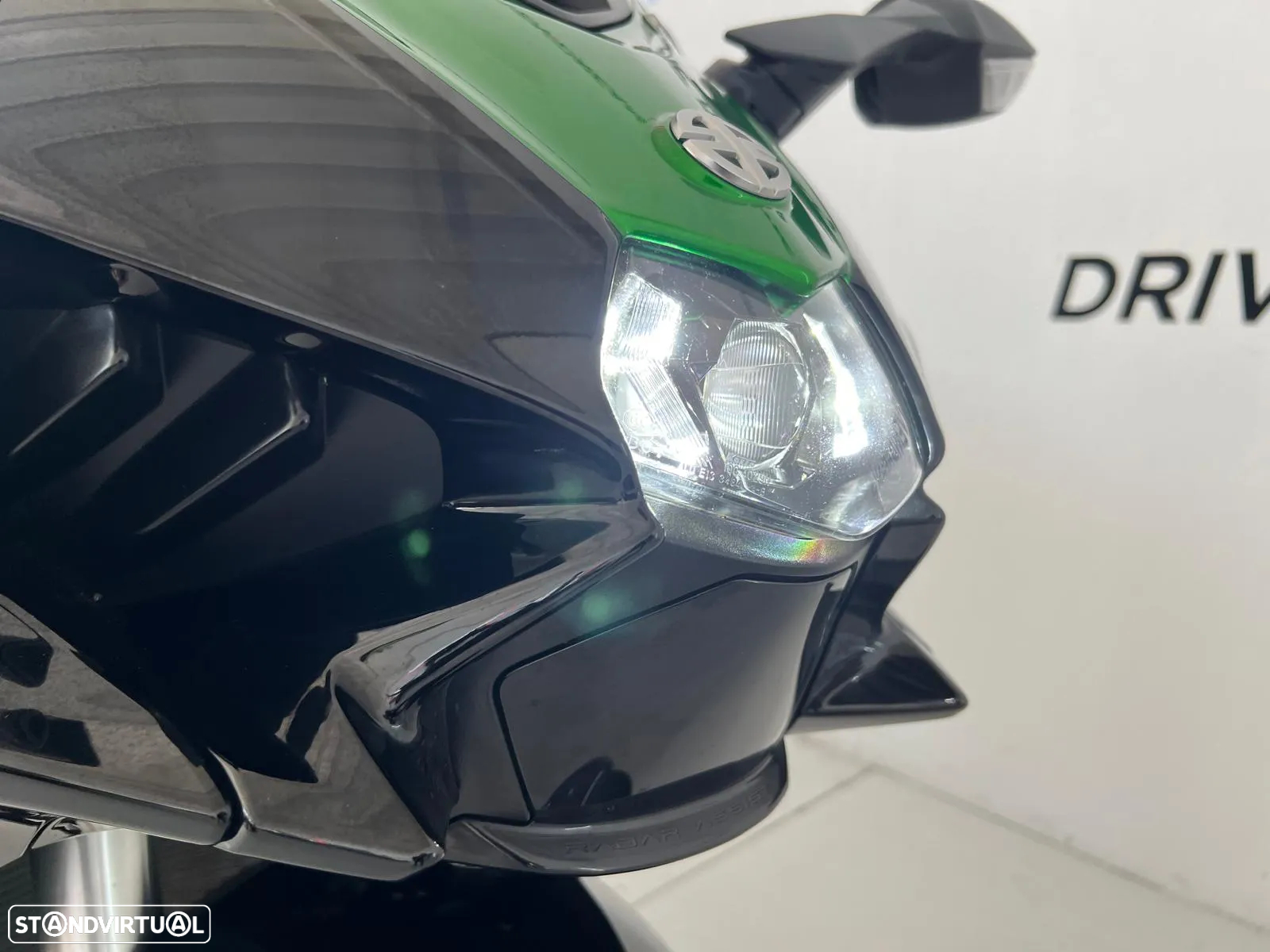 Kawasaki Ninja H2 SX SE PERFORMANCE TOURER - 8