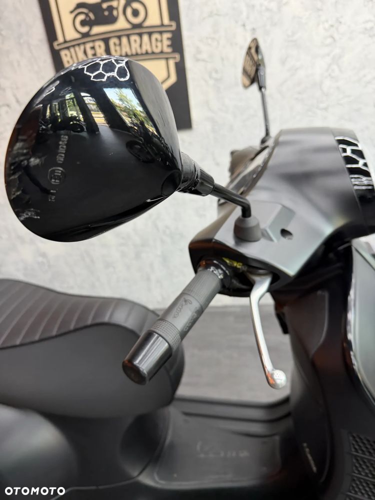 Vespa GTS - 9