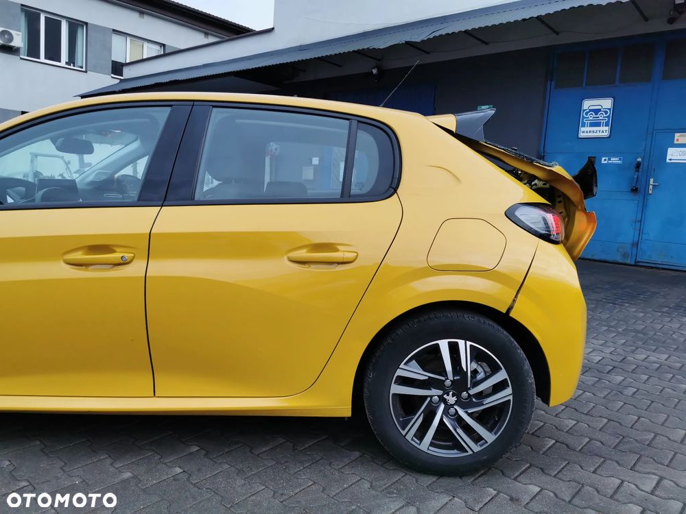 Peugeot 208 PureTech 100 EAT8 Allure - 16