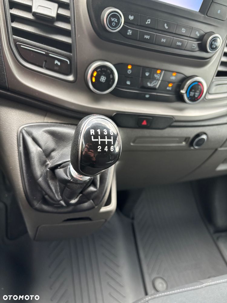 Ford Transit Custom L2H2 Klima Hak 2xPDC Led Nowy rozrząd - 16