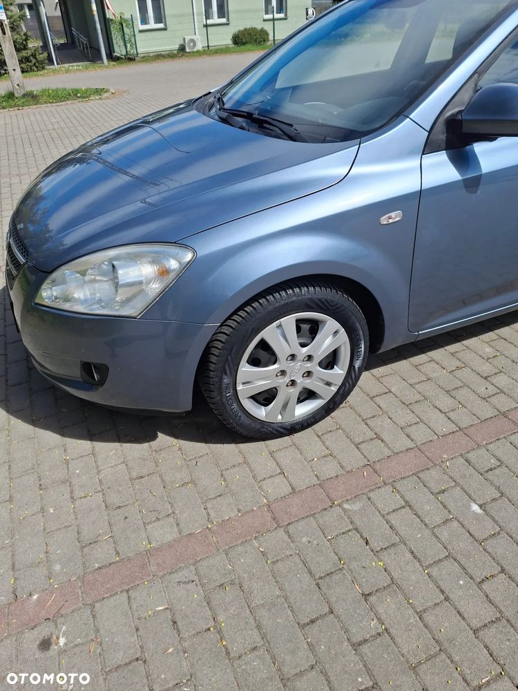 Kia Ceed 1.4 CVVT EX - 3
