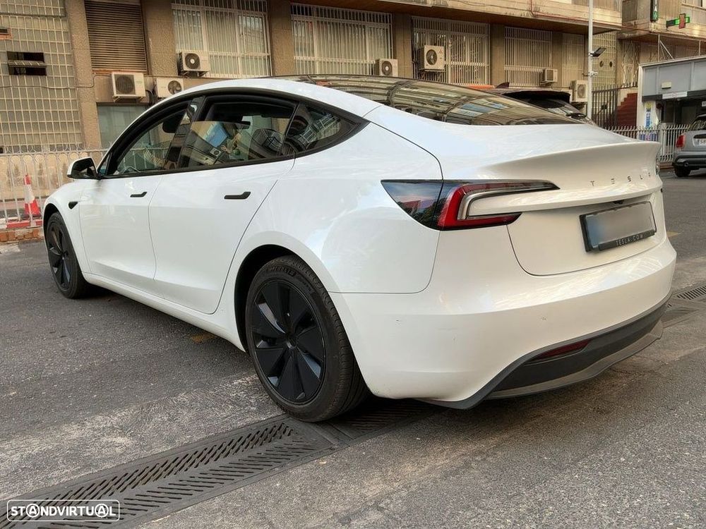 Tesla Model 3 RWD — fotografia 6