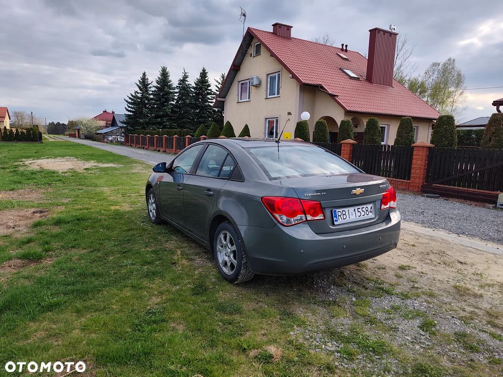 Chevrolet Cruze 2.0 VDCi LS - 38