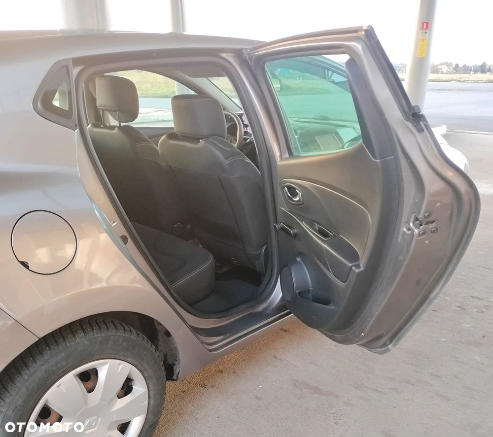 Renault Clio Energy TCe 90 Start & Stop Expression - 11