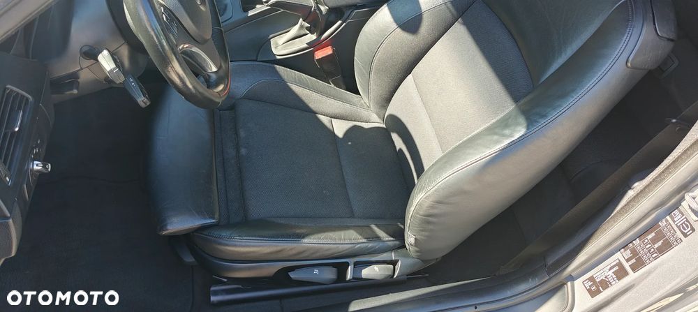 BMW Seria 3 320d DPF - 13