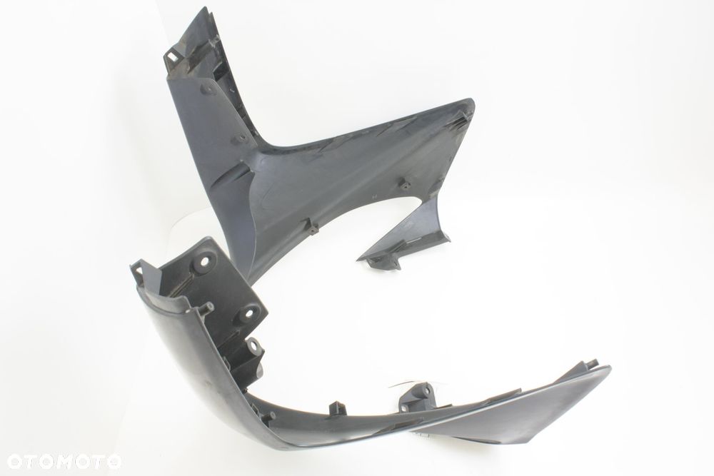 CZACHA CZASZA OWIEWKA Suzuki Burgman 400 03-05 - 3