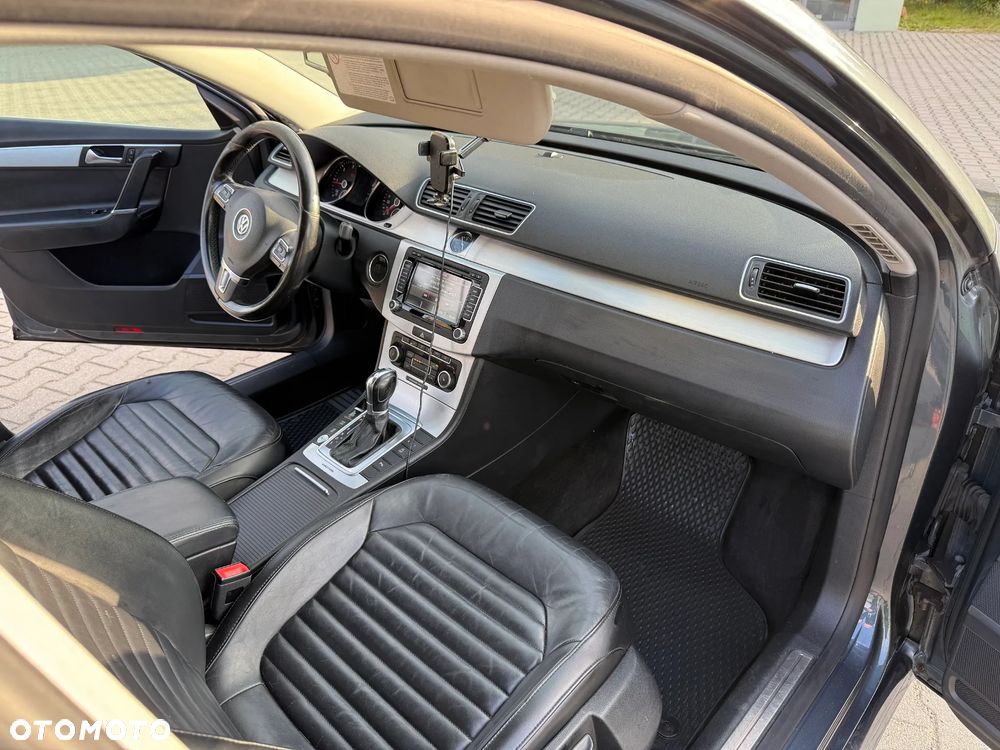 Volkswagen Passat 2.0 TDI 4Mot Highline DSG - 5
