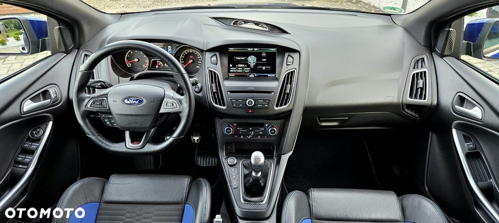 Ford Focus 2.0 EcoBoost ST-2 - 13