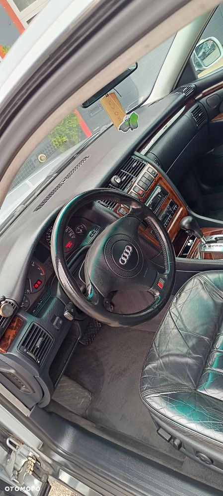 Audi A8 3.7 Quattro Tiptronic - 19