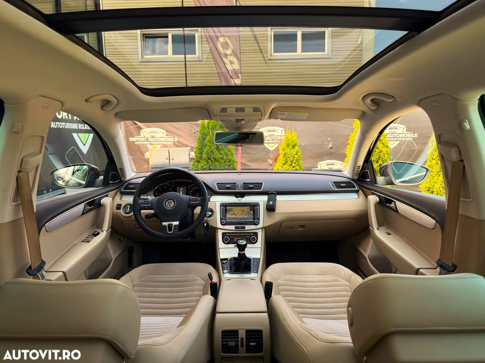 Volkswagen Passat Variant 2.0 TDI BlueMotion Technology Exclusive - 26
