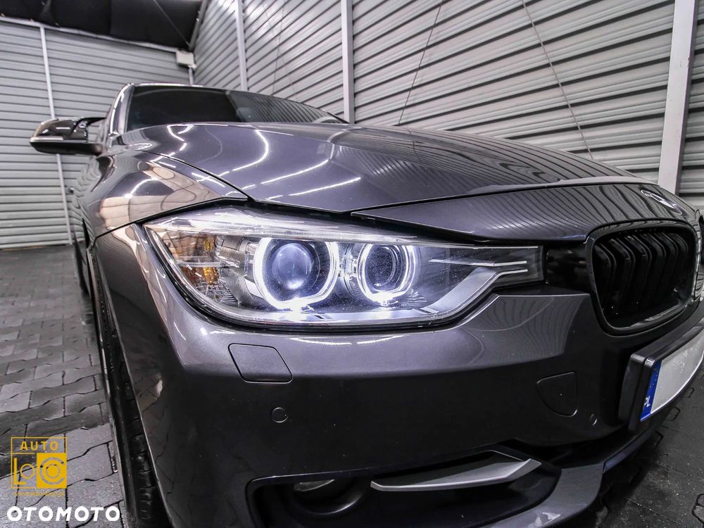 BMW Seria 3 320i M Sport - 30