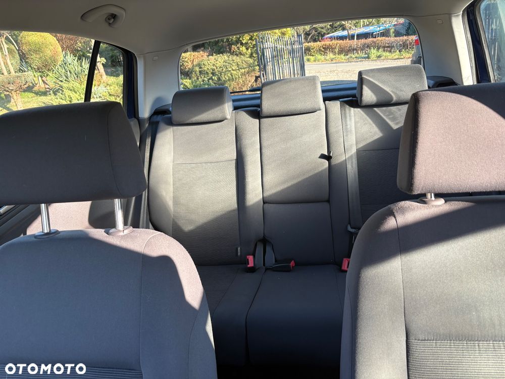 Volkswagen Golf 1.6 Comfortline - 10