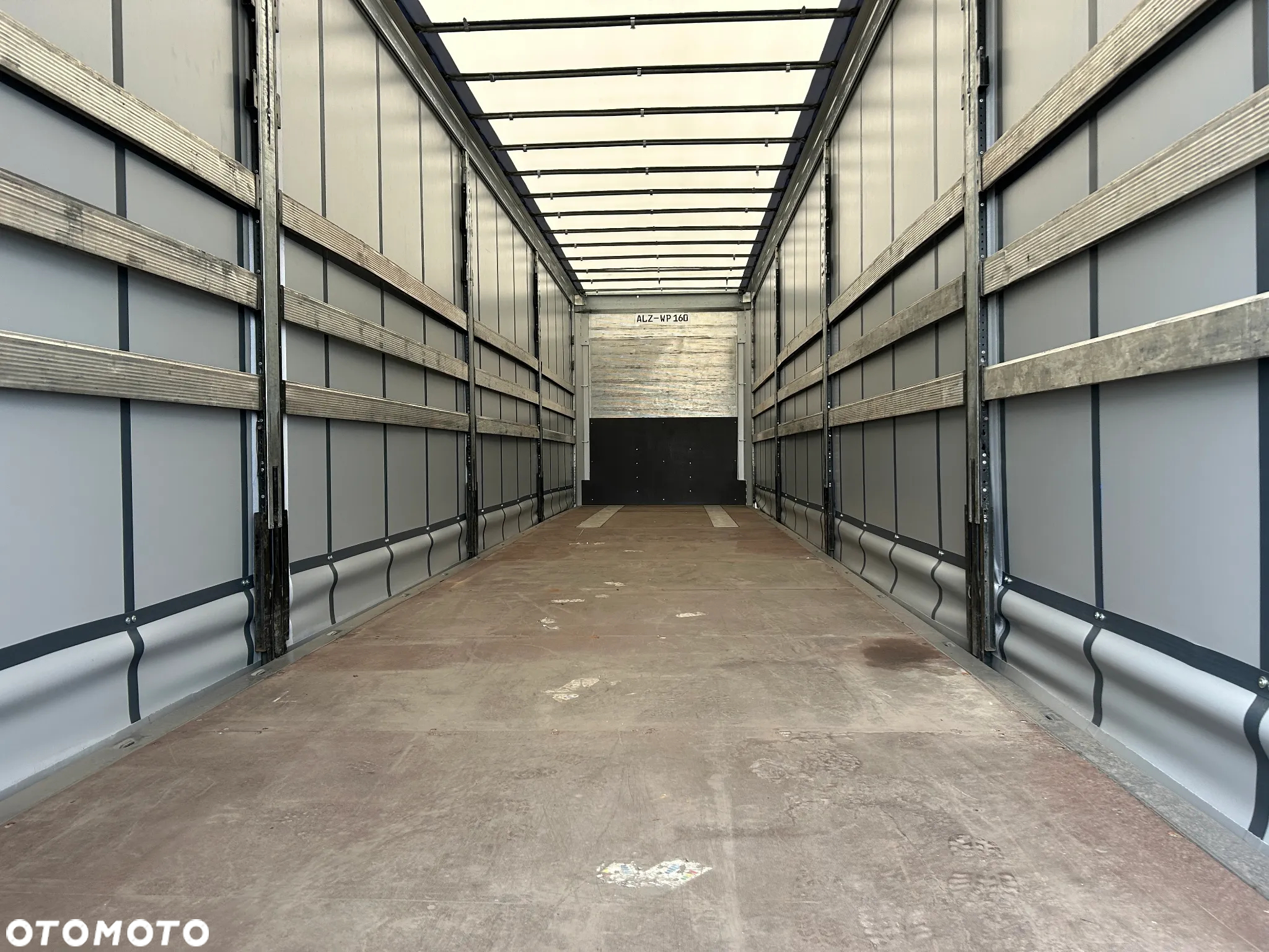 Schmitz Cargobull Mega os podnoszona - 5