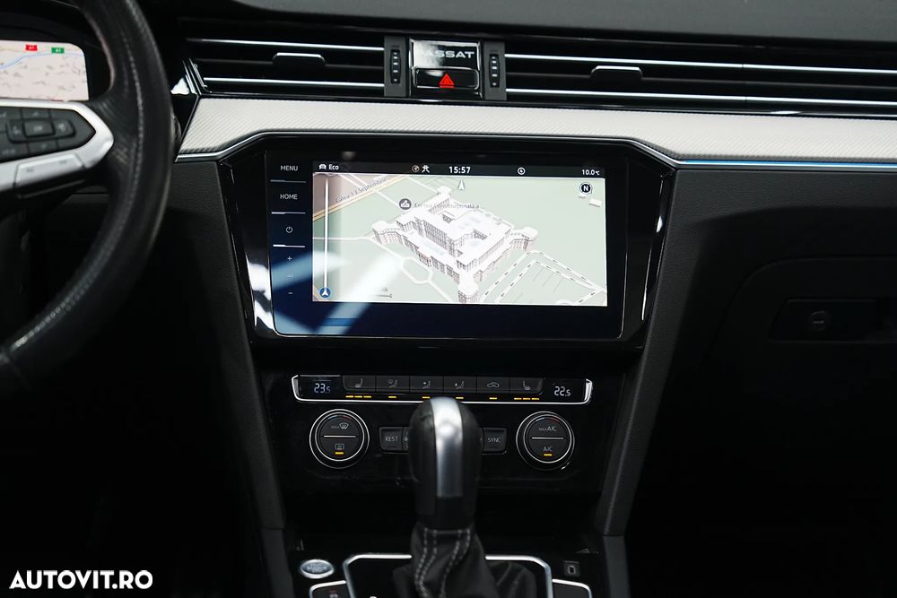 Volkswagen Passat 1.5 TSI ACT DSG R-Line - 27