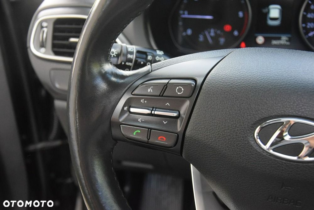 Hyundai i30 1.6 D Premium - 39
