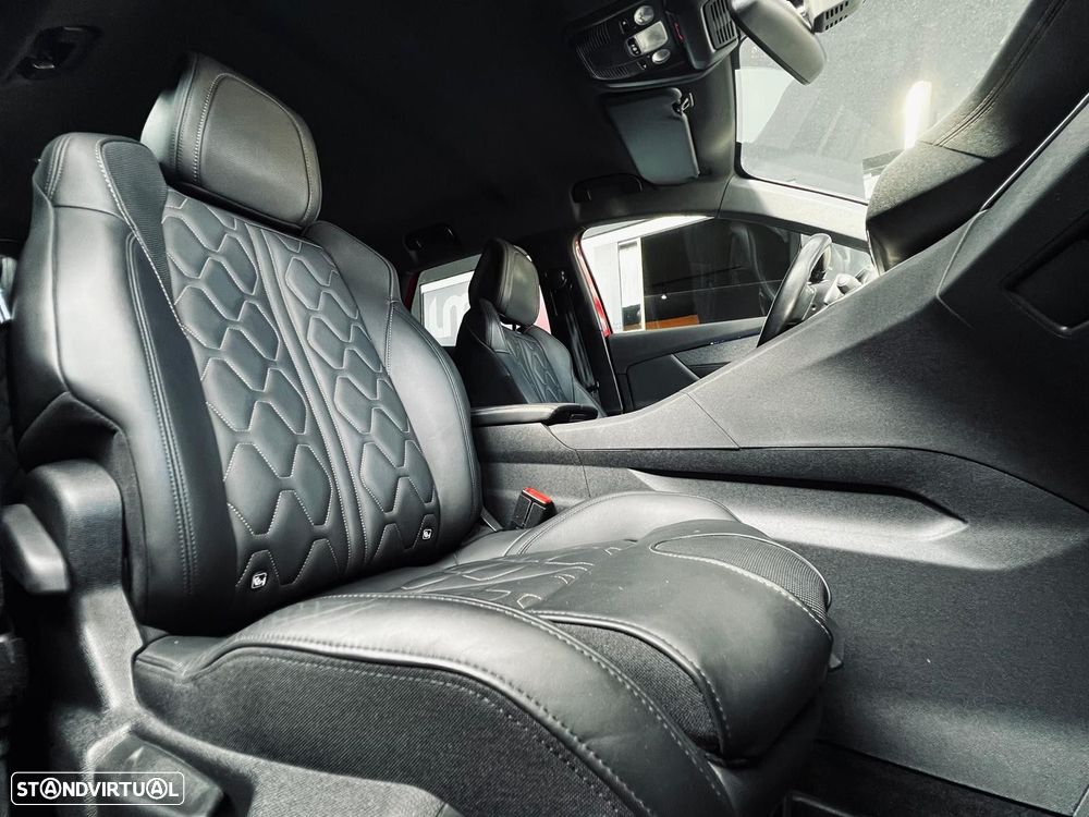 Peugeot 3008 1.2 PureTech GT Line EAT8 - 42