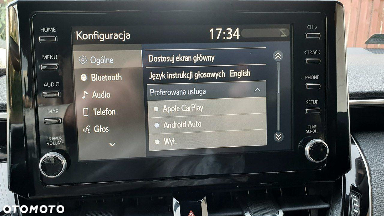 Toyota Corolla 1.8 Hybrid Comfort - 22