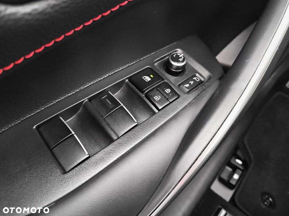 Toyota Corolla 1.8 Hybrid GR Sport Dynamic - 11