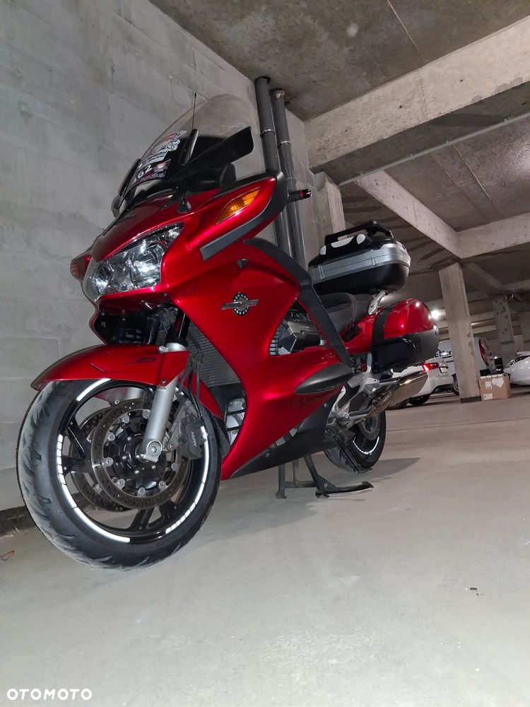 Honda ST - 2