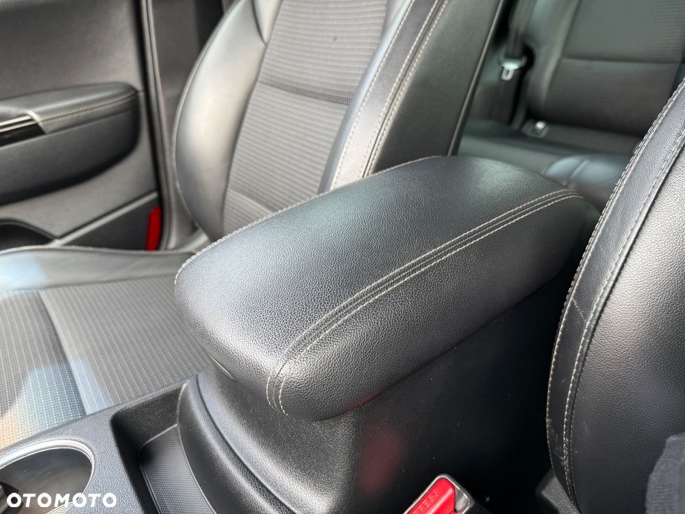 Kia Sportage 2.0 CRDI AWD Eco-Dynamics+ (48V M-H) SPIRIT - 27