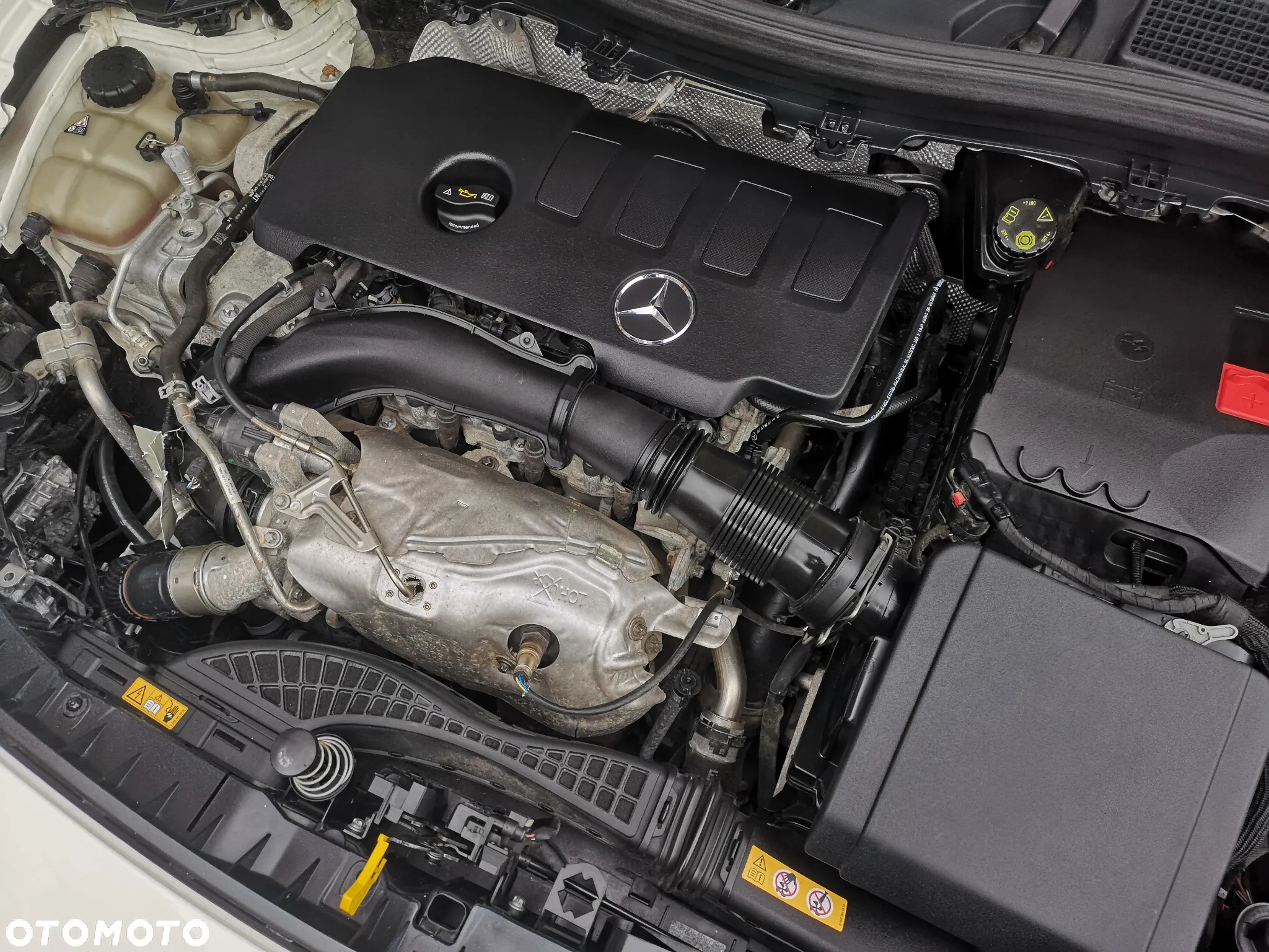 Mercedes-Benz Klasa B 250 AMG Line 7G-DCT - 37