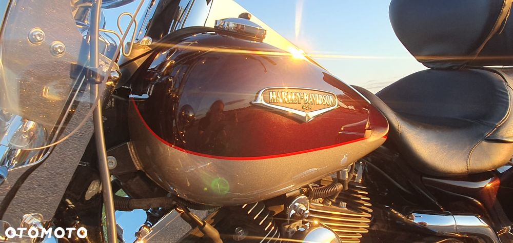 Harley-Davidson Touring Road King - 4