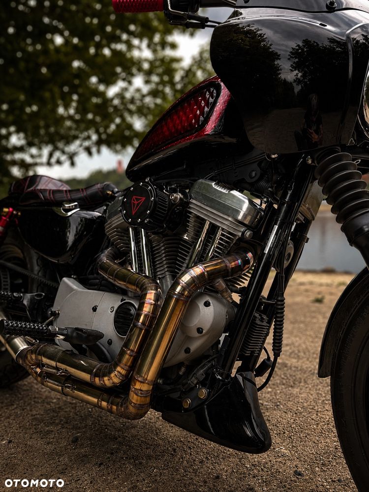 Harley-Davidson Sportster Custom 883C - 23