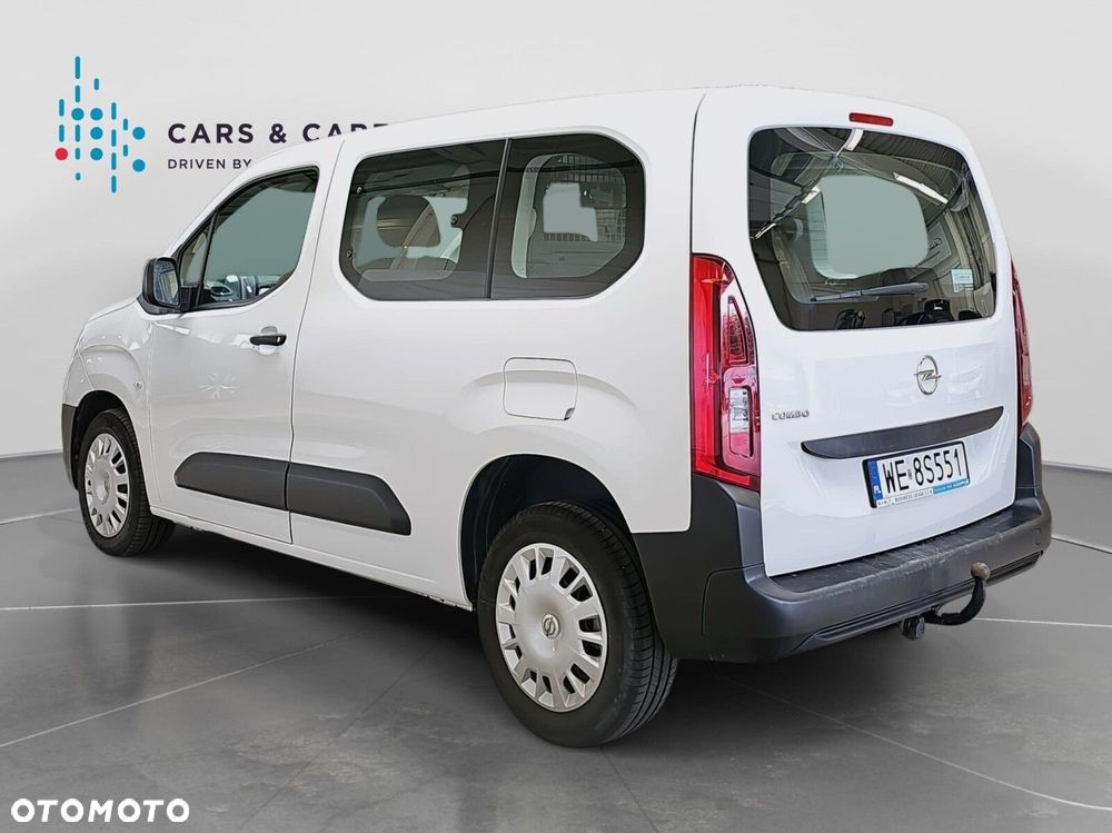 Opel Combo 1.5 DT Edition 102KM - 8
