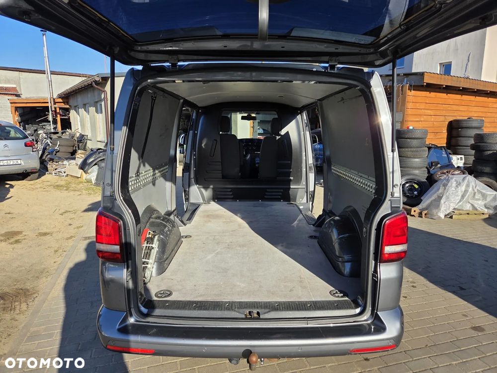 Volkswagen Transporter - 27