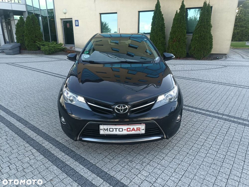 Toyota Auris 1.4 D-4D Life Plus - 2