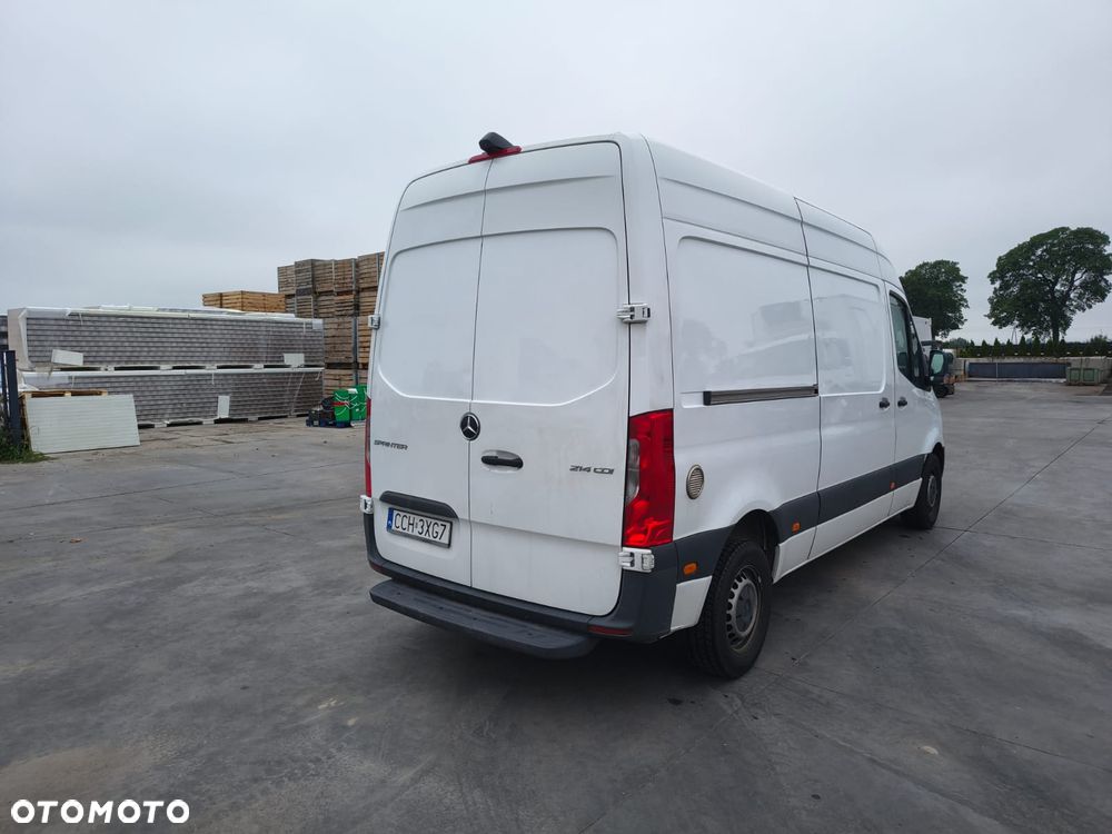 Mercedes-Benz Sprinter - 5