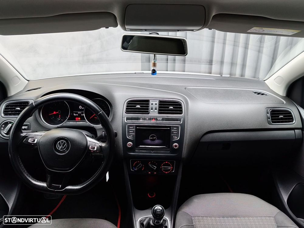 VW Polo 1.0 Confortline - 14
