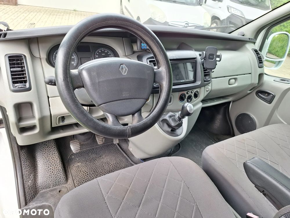 Renault Trafic - 19