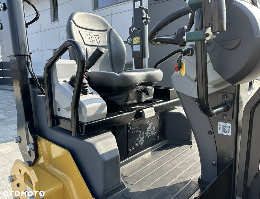 Caterpillar CB 2.7 GC - 26