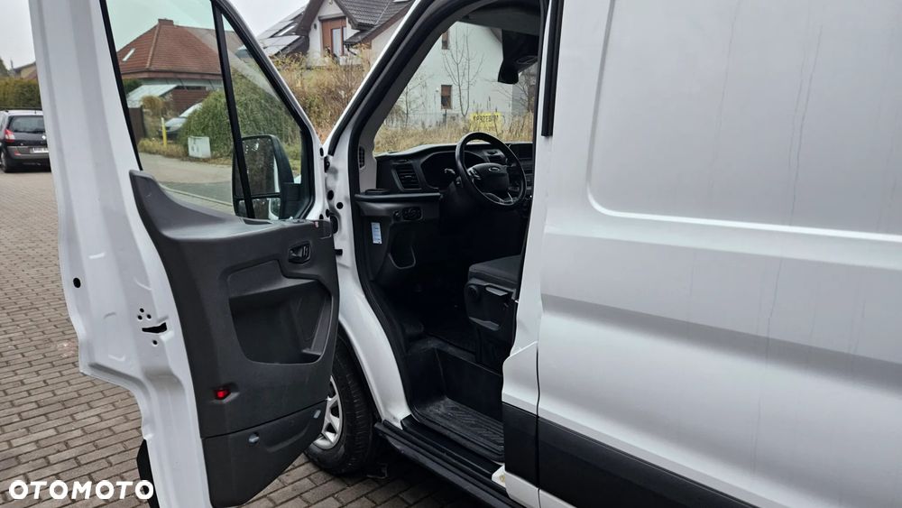 Ford TRANSIT L4H3 - 13