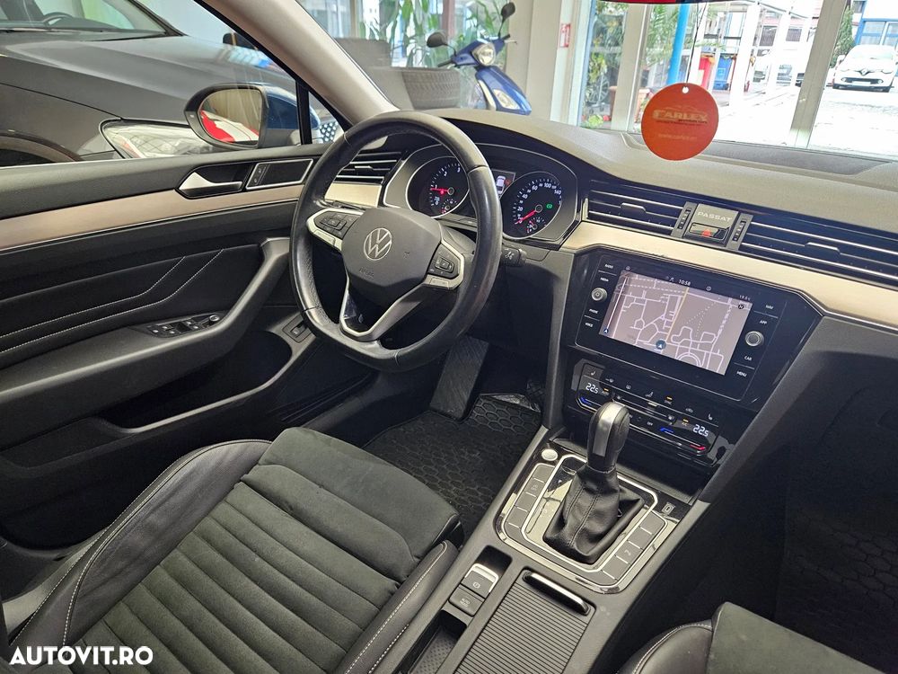Volkswagen Passat 2.0 TDI DSG Highline - 16